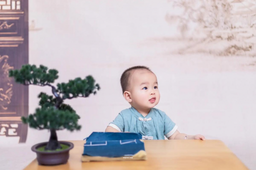 福安宝宝几个月用拉拉裤 福安宝宝几个月用拉拉裤